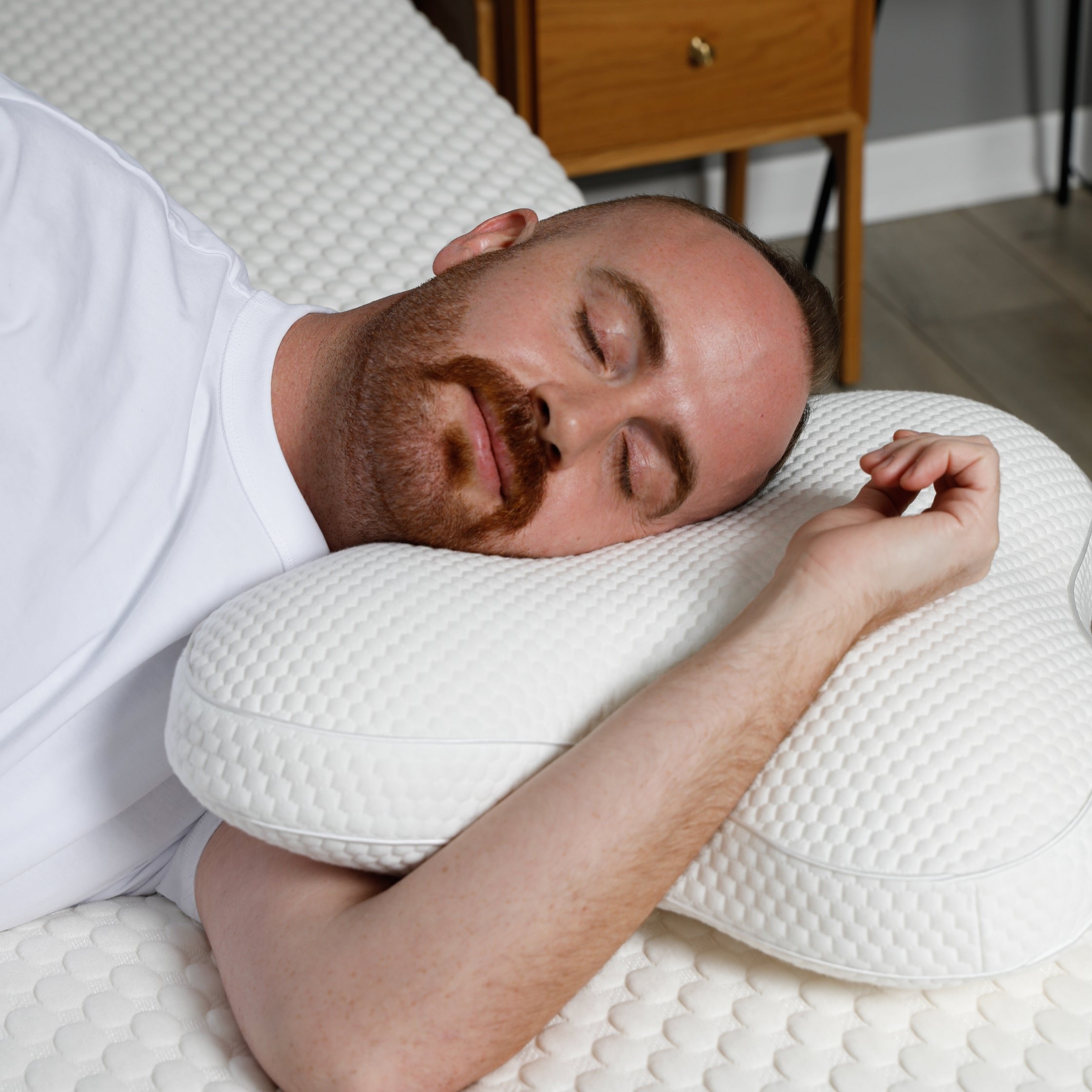 Carissimi Bedding Insomnia pagalvė – „Suraskite ramybę visur“